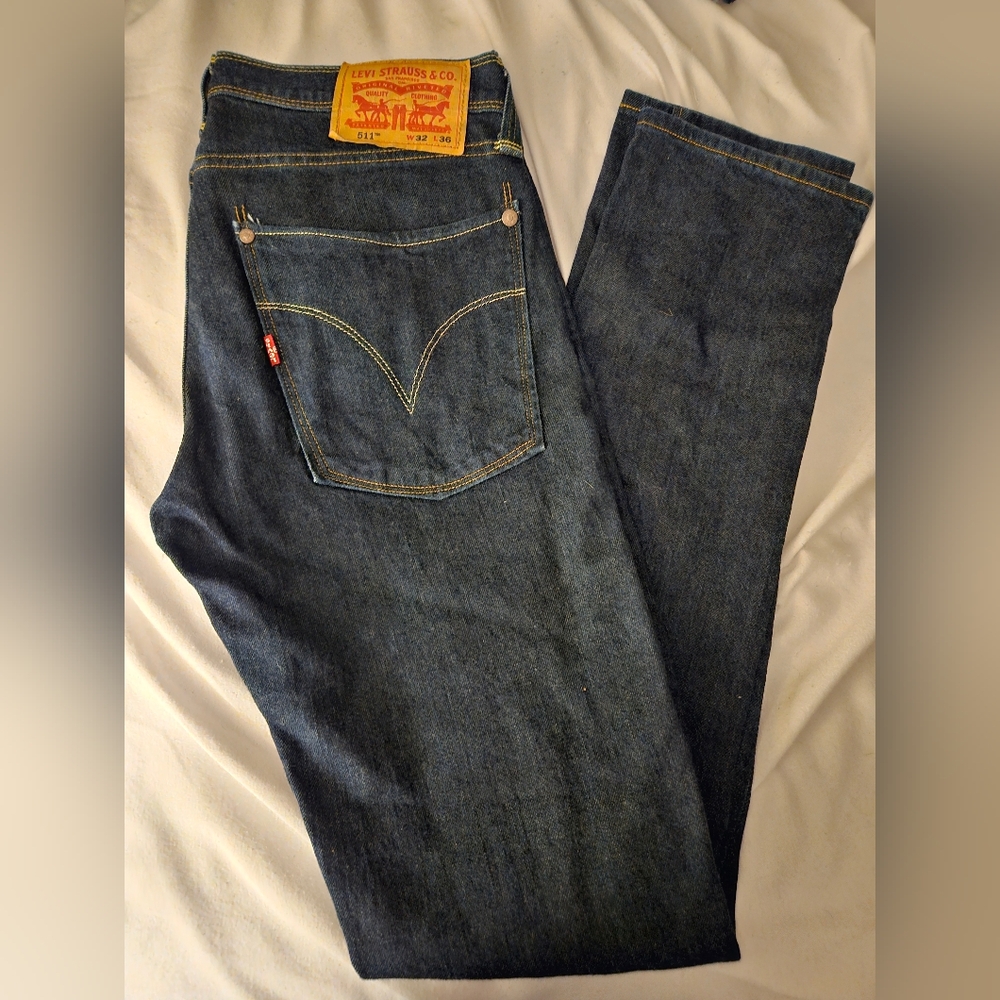 NWT Levi 511 slim NWT 32X36